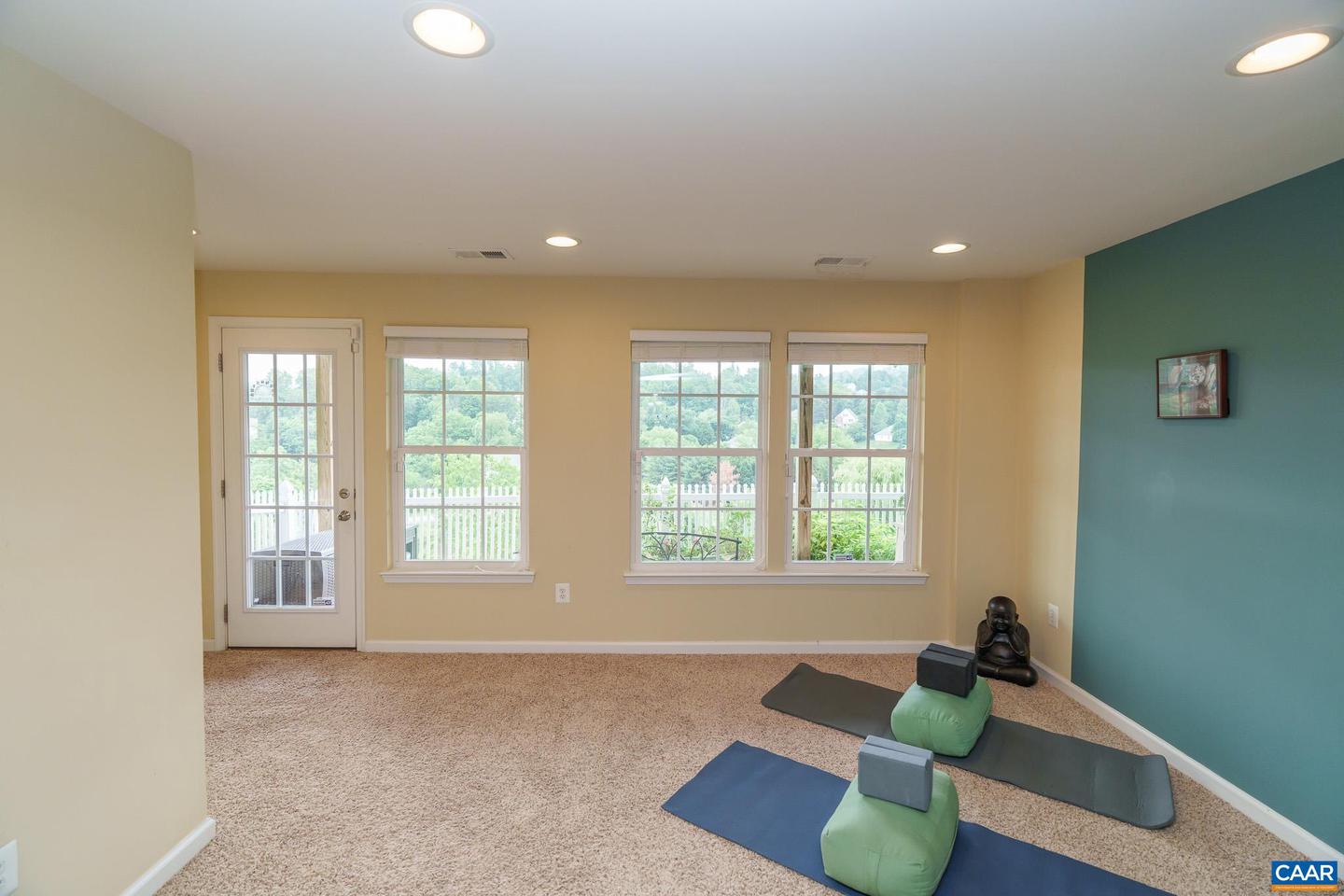 1984 ASHEVILLE DR, CHARLOTTESVILLE, Virginia 22911, 3 Bedrooms Bedrooms, ,2 BathroomsBathrooms,Residential,For sale,1984 ASHEVILLE DR,664737 MLS # 664737