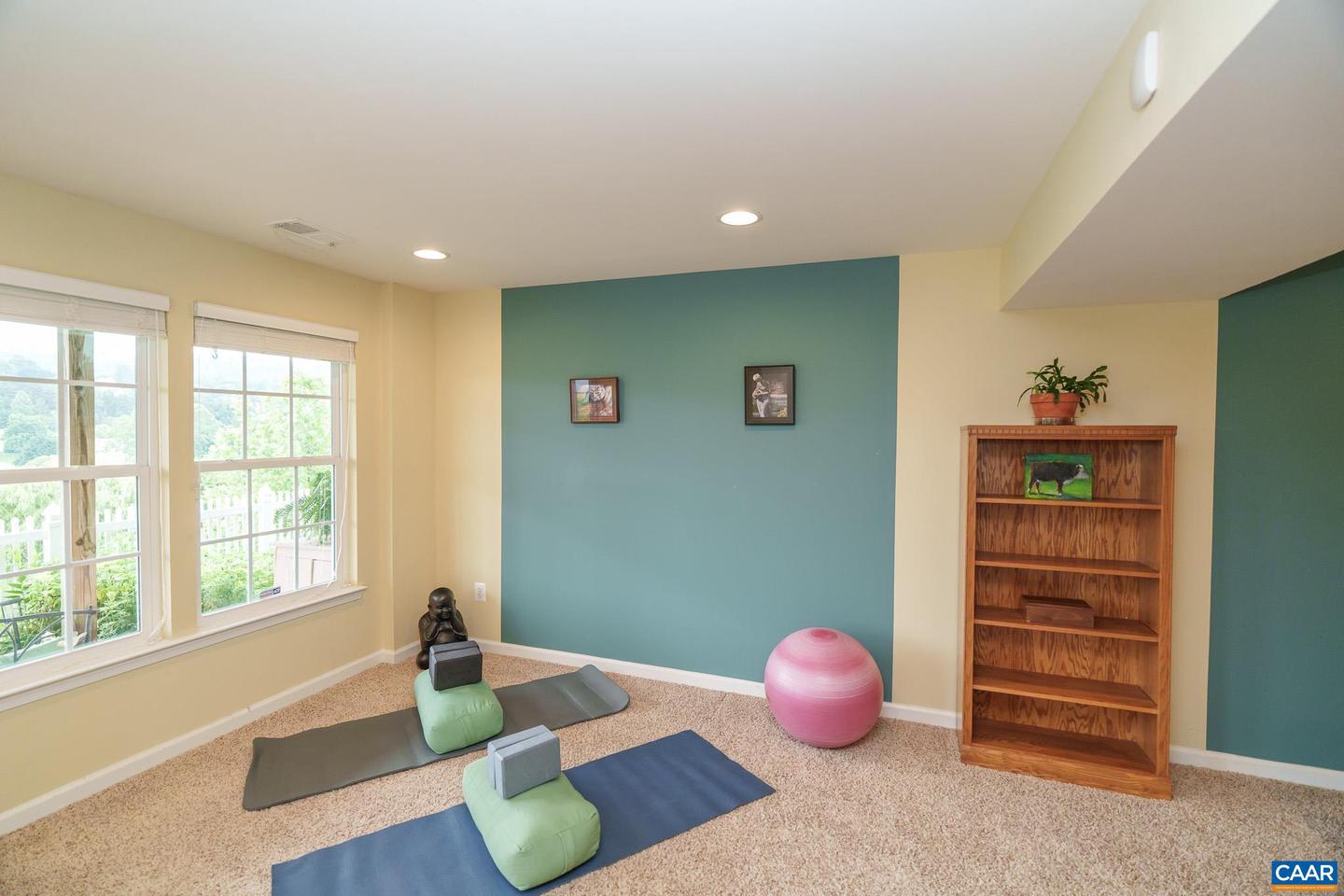 1984 ASHEVILLE DR, CHARLOTTESVILLE, Virginia 22911, 3 Bedrooms Bedrooms, ,2 BathroomsBathrooms,Residential,For sale,1984 ASHEVILLE DR,664737 MLS # 664737