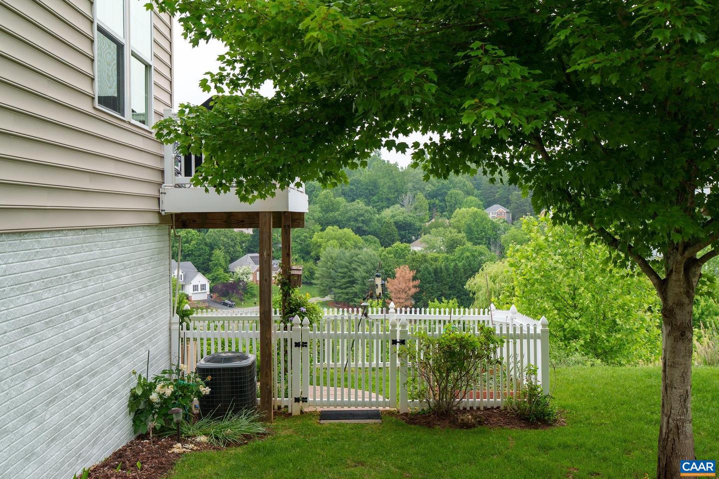 1984 ASHEVILLE DR, CHARLOTTESVILLE, Virginia 22911, 3 Bedrooms Bedrooms, ,2 BathroomsBathrooms,Residential,For sale,1984 ASHEVILLE DR,664737 MLS # 664737
