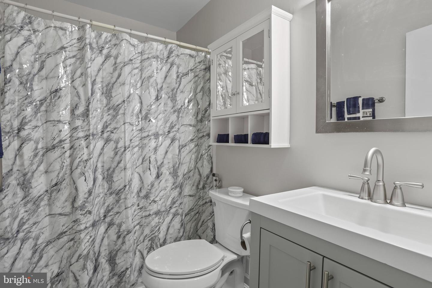 4906 MCFARLAND DR, FAIRFAX, Virginia 22032, 3 Bedrooms Bedrooms, ,2 BathroomsBathrooms,Residential,For sale,4906 MCFARLAND DR,VAFX2227750 MLS # VAFX2227750