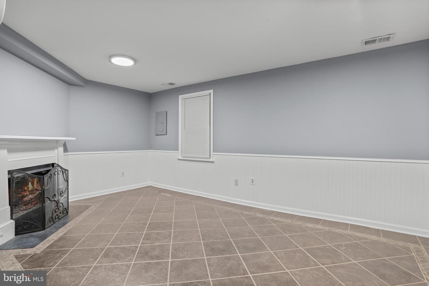 4906 MCFARLAND DR, FAIRFAX, Virginia 22032, 3 Bedrooms Bedrooms, ,2 BathroomsBathrooms,Residential,For sale,4906 MCFARLAND DR,VAFX2227750 MLS # VAFX2227750