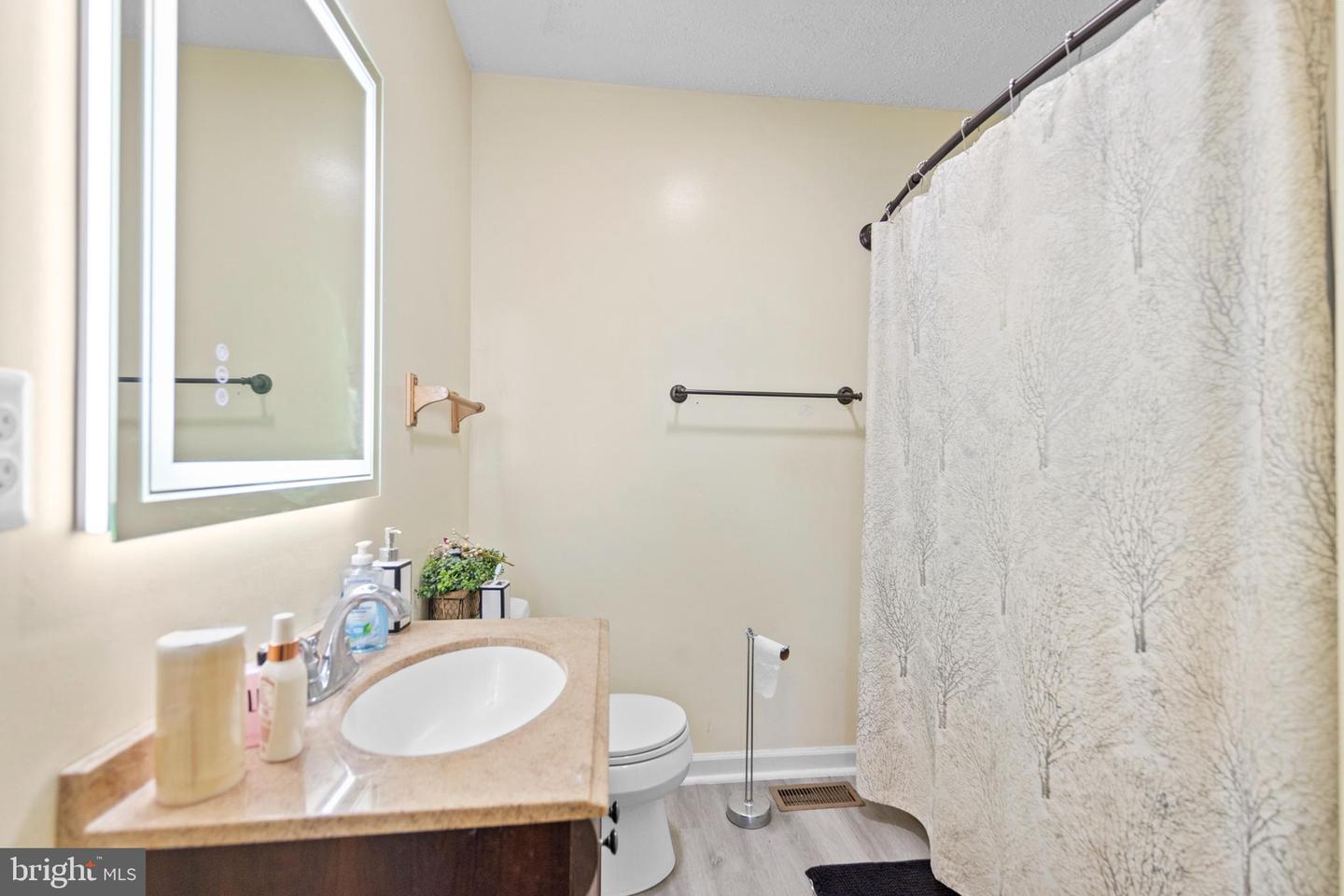 128 PIONEERS RD, WINCHESTER, Virginia 22602, 4 Bedrooms Bedrooms, ,2 BathroomsBathrooms,Residential,For sale,128 PIONEERS RD,VAFV2032814 MLS # VAFV2032814