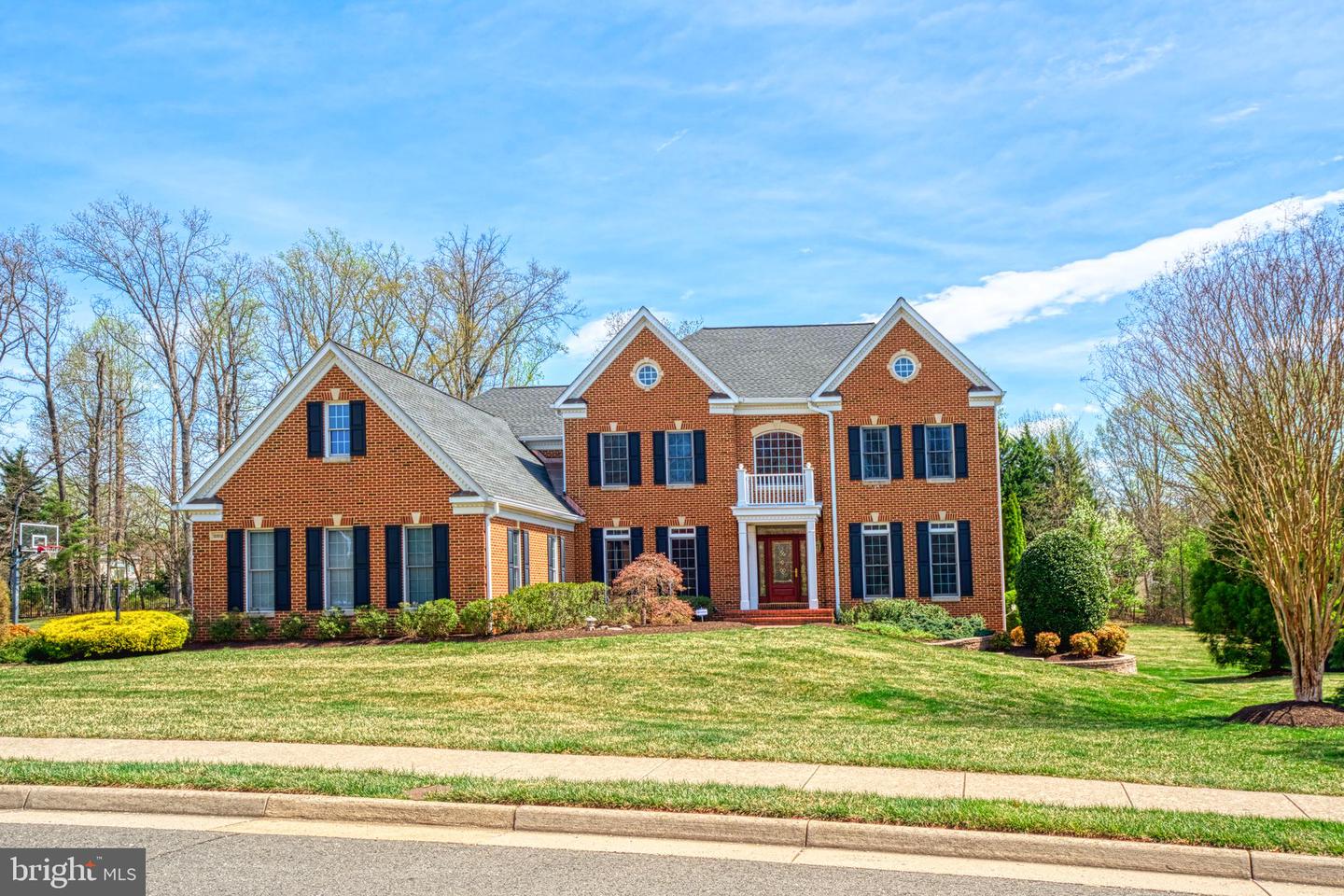 12812 ROSE GROVE DR, OAK HILL, Virginia 20171, 5 Bedrooms Bedrooms, ,4 BathroomsBathrooms,Residential,For sale,12812 ROSE GROVE DR,VAFX2228702 MLS # VAFX2228702