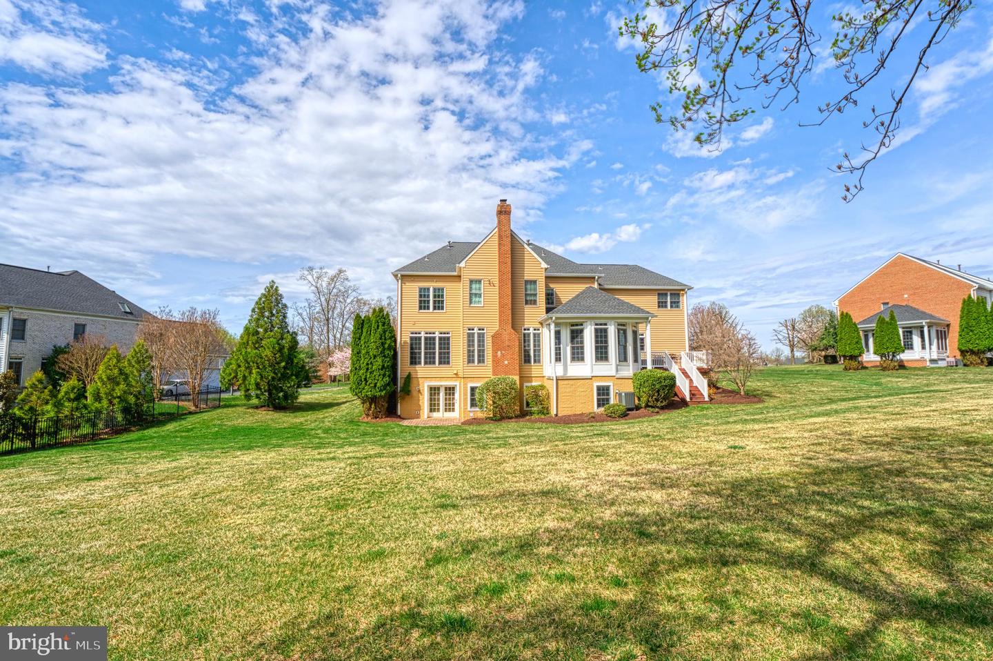 12812 ROSE GROVE DR, OAK HILL, Virginia 20171, 5 Bedrooms Bedrooms, ,4 BathroomsBathrooms,Residential,For sale,12812 ROSE GROVE DR,VAFX2228702 MLS # VAFX2228702