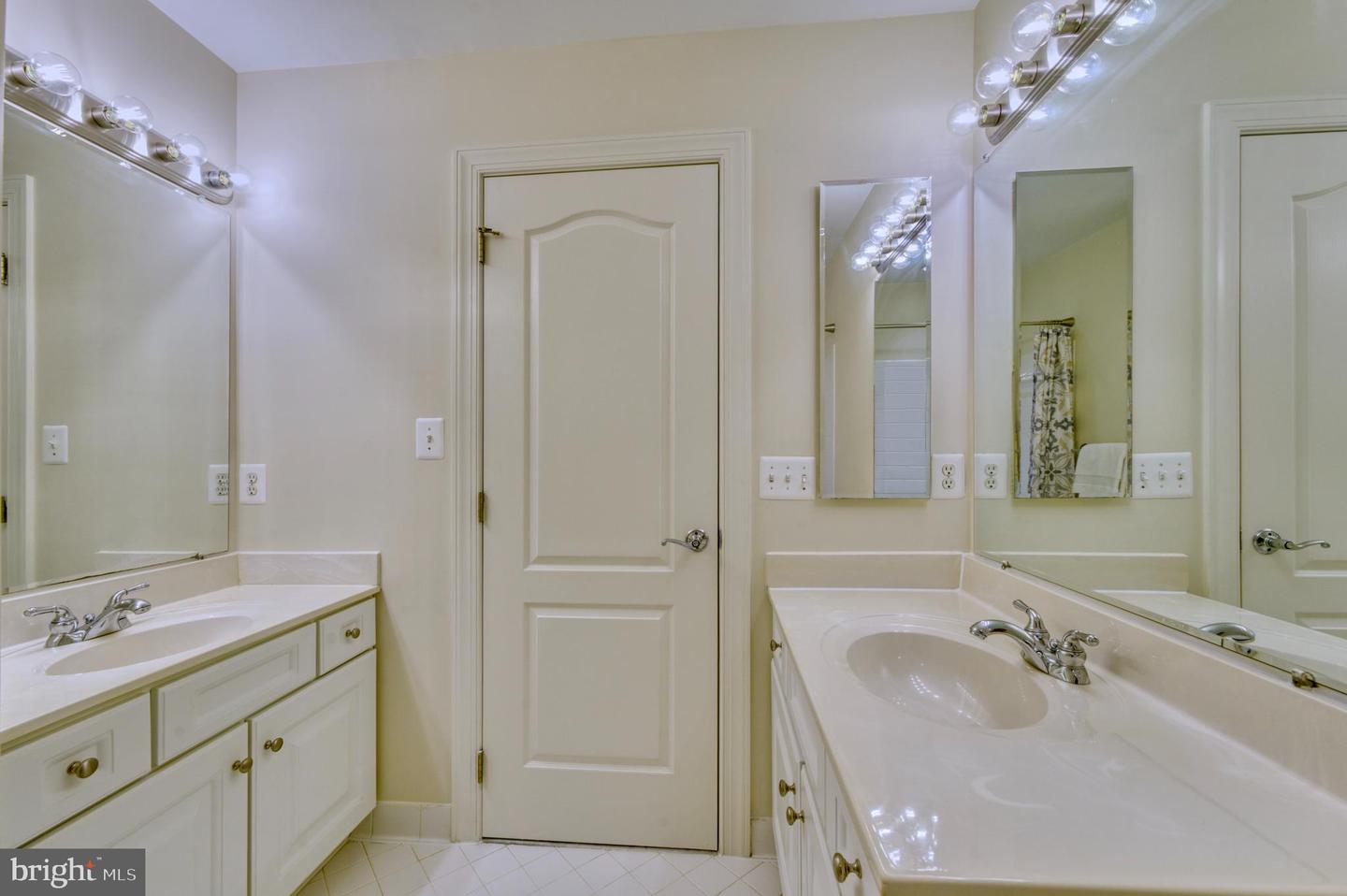 12812 ROSE GROVE DR, OAK HILL, Virginia 20171, 5 Bedrooms Bedrooms, ,4 BathroomsBathrooms,Residential,For sale,12812 ROSE GROVE DR,VAFX2228702 MLS # VAFX2228702