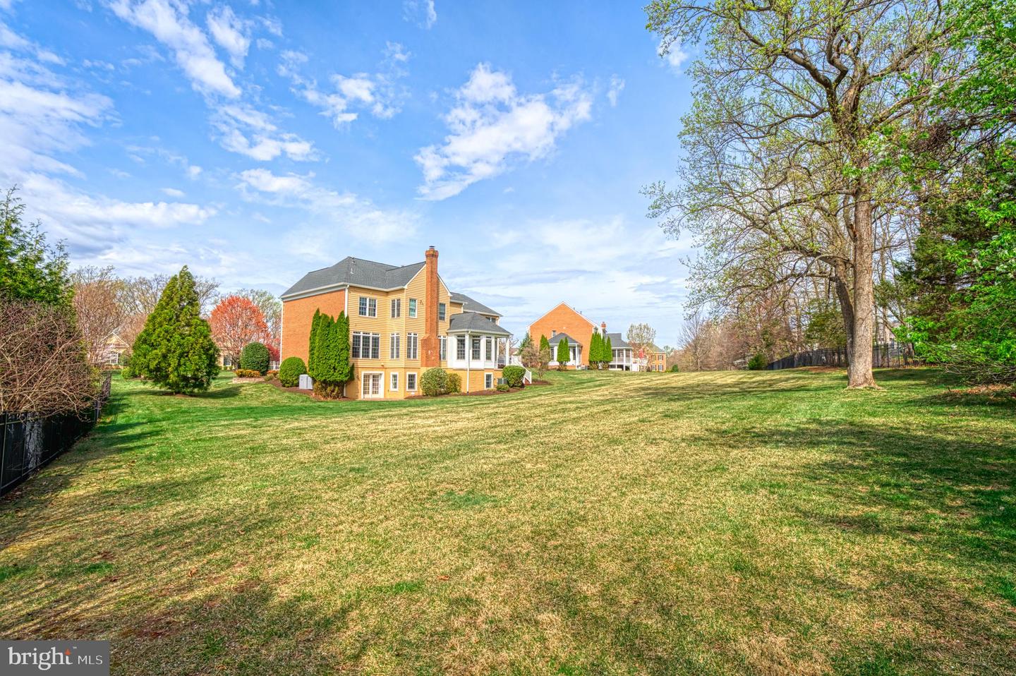 12812 ROSE GROVE DR, OAK HILL, Virginia 20171, 5 Bedrooms Bedrooms, ,4 BathroomsBathrooms,Residential,For sale,12812 ROSE GROVE DR,VAFX2228702 MLS # VAFX2228702