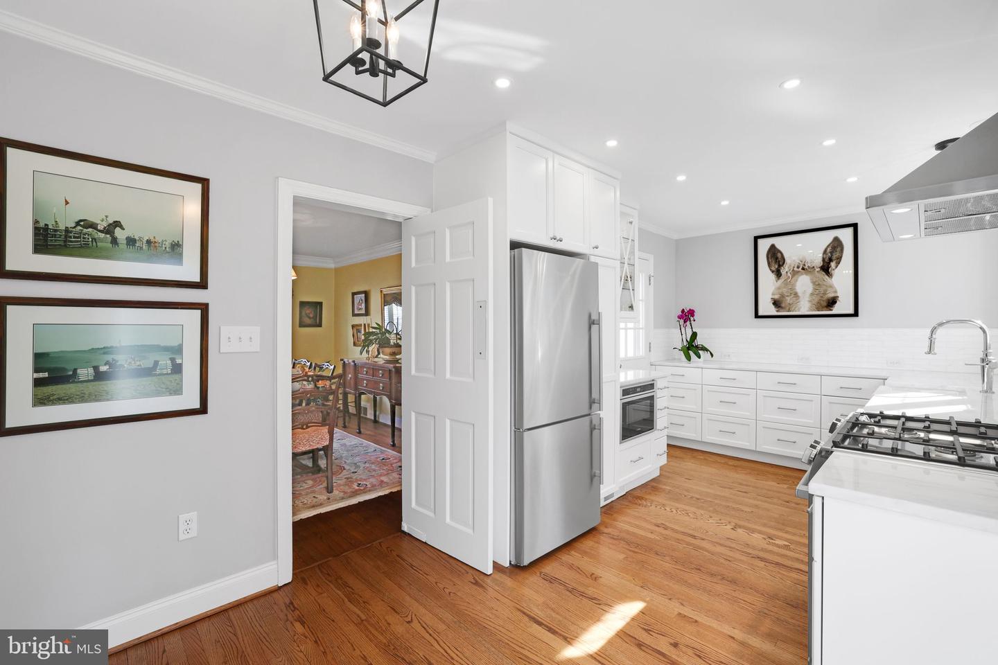 4022 WARREN ST NW, WASHINGTON, District Of Columbia 20016, 3 Bedrooms Bedrooms, ,3 BathroomsBathrooms,Residential,For sale,4022 WARREN ST NW,DCDC2191226 MLS # DCDC2191226