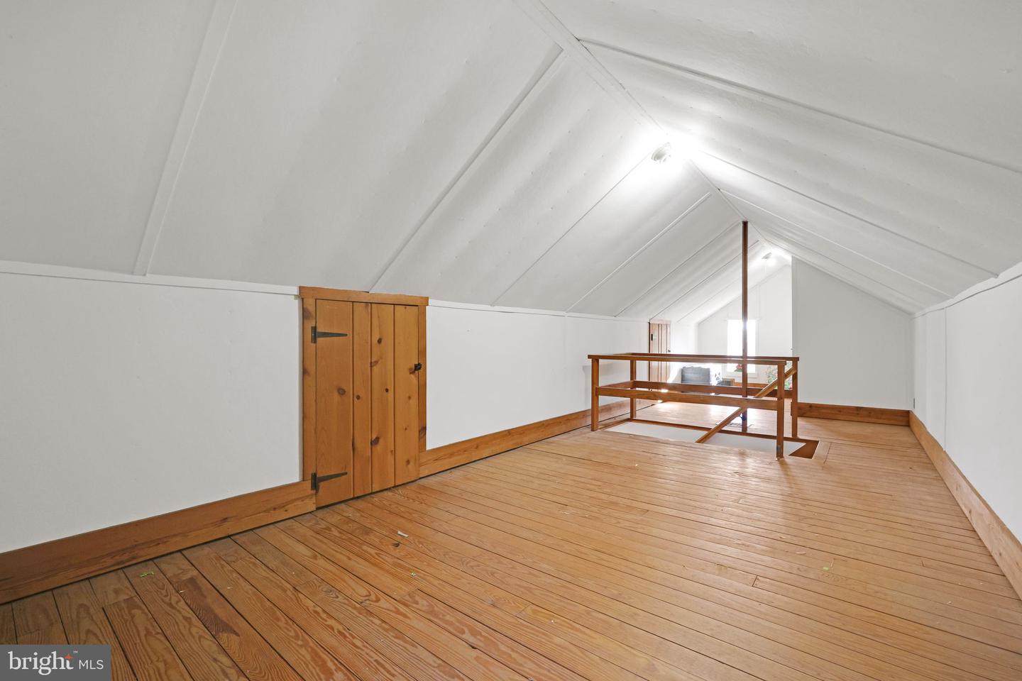 4022 WARREN ST NW, WASHINGTON, District Of Columbia 20016, 3 Bedrooms Bedrooms, ,3 BathroomsBathrooms,Residential,For sale,4022 WARREN ST NW,DCDC2191226 MLS # DCDC2191226