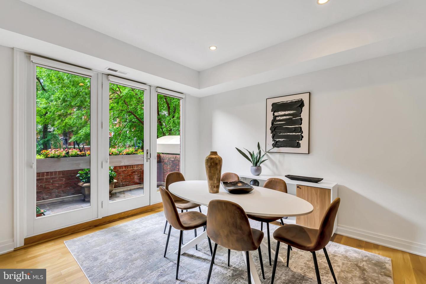 1823 BELMONT RD NW #A, WASHINGTON, District Of Columbia 20009, 2 Bedrooms Bedrooms, ,2 BathroomsBathrooms,Residential,For sale,1823 BELMONT RD NW #A,DCDC2191822 MLS # DCDC2191822