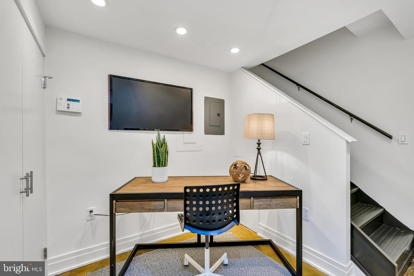 1823 BELMONT RD NW #A, WASHINGTON, District Of Columbia 20009, 2 Bedrooms Bedrooms, ,2 BathroomsBathrooms,Residential,For sale,1823 BELMONT RD NW #A,DCDC2191822 MLS # DCDC2191822