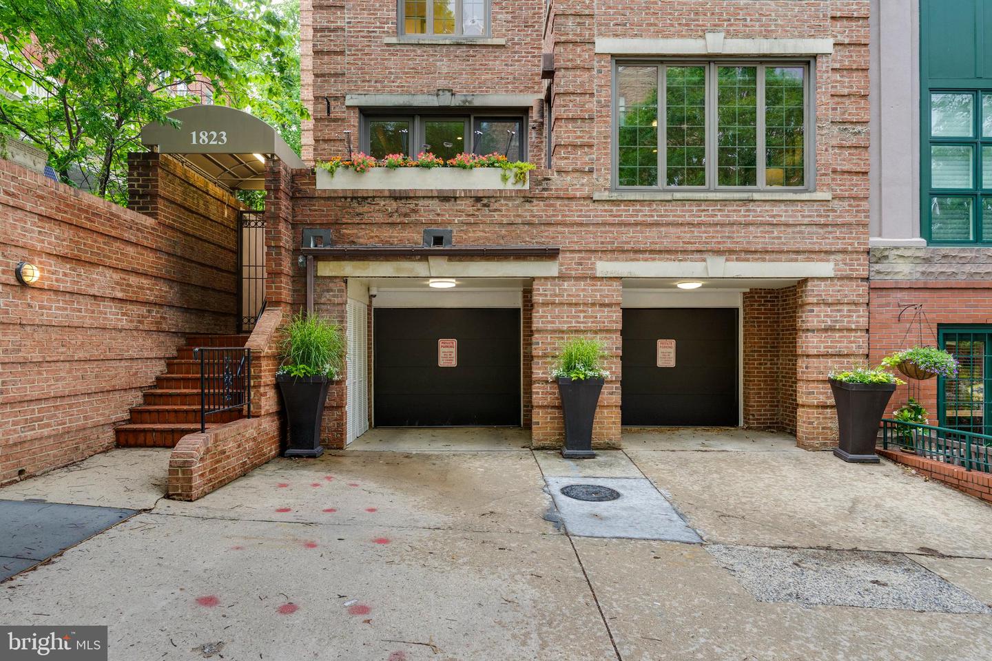 1823 BELMONT RD NW #A, WASHINGTON, District Of Columbia 20009, 2 Bedrooms Bedrooms, ,2 BathroomsBathrooms,Residential,For sale,1823 BELMONT RD NW #A,DCDC2191822 MLS # DCDC2191822
