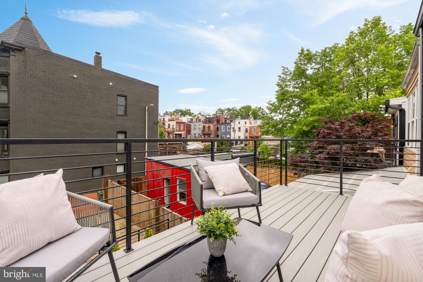 2035 NORTH CAPITOL ST NE, WASHINGTON, District Of Columbia 20002, 4 Bedrooms Bedrooms, ,3 BathroomsBathrooms,Residential,For sale,2035 NORTH CAPITOL ST NE,DCDC2192014 MLS # DCDC2192014