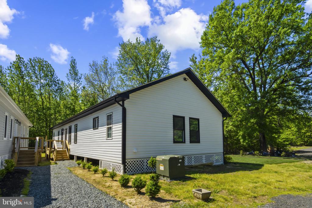 4319 HADAMAR RD, SPOTSYLVANIA, Virginia 22551, 5 Bedrooms Bedrooms, ,3 BathroomsBathrooms,Residential,4319 HADAMAR RD,VASP2033342 MLS # VASP2033342