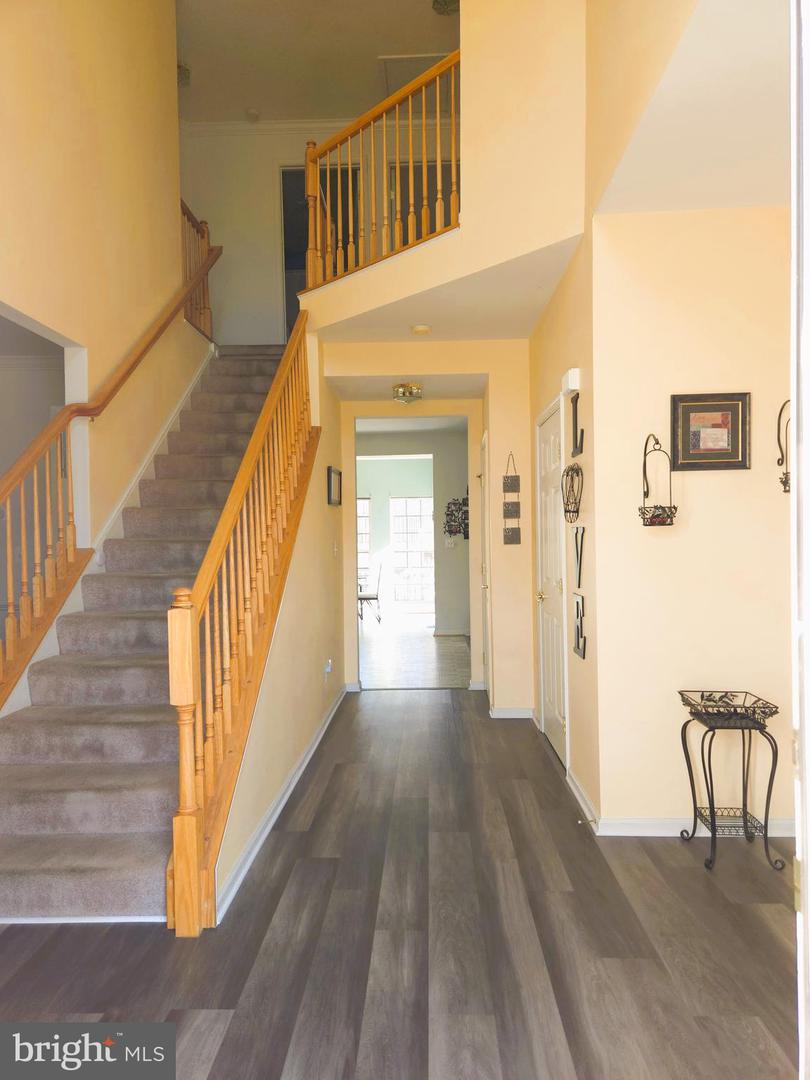 17661 AVENEL LN, DUMFRIES, Virginia 22026, 5 Bedrooms Bedrooms, ,3 BathroomsBathrooms,Residential,For sale,17661 AVENEL LN,VAPW2090534 MLS # VAPW2090534