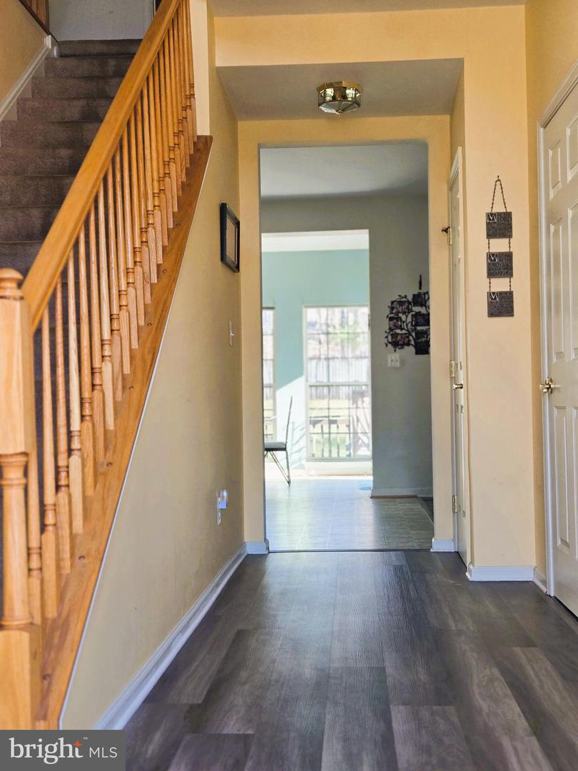 17661 AVENEL LN, DUMFRIES, Virginia 22026, 5 Bedrooms Bedrooms, ,3 BathroomsBathrooms,Residential,For sale,17661 AVENEL LN,VAPW2090534 MLS # VAPW2090534