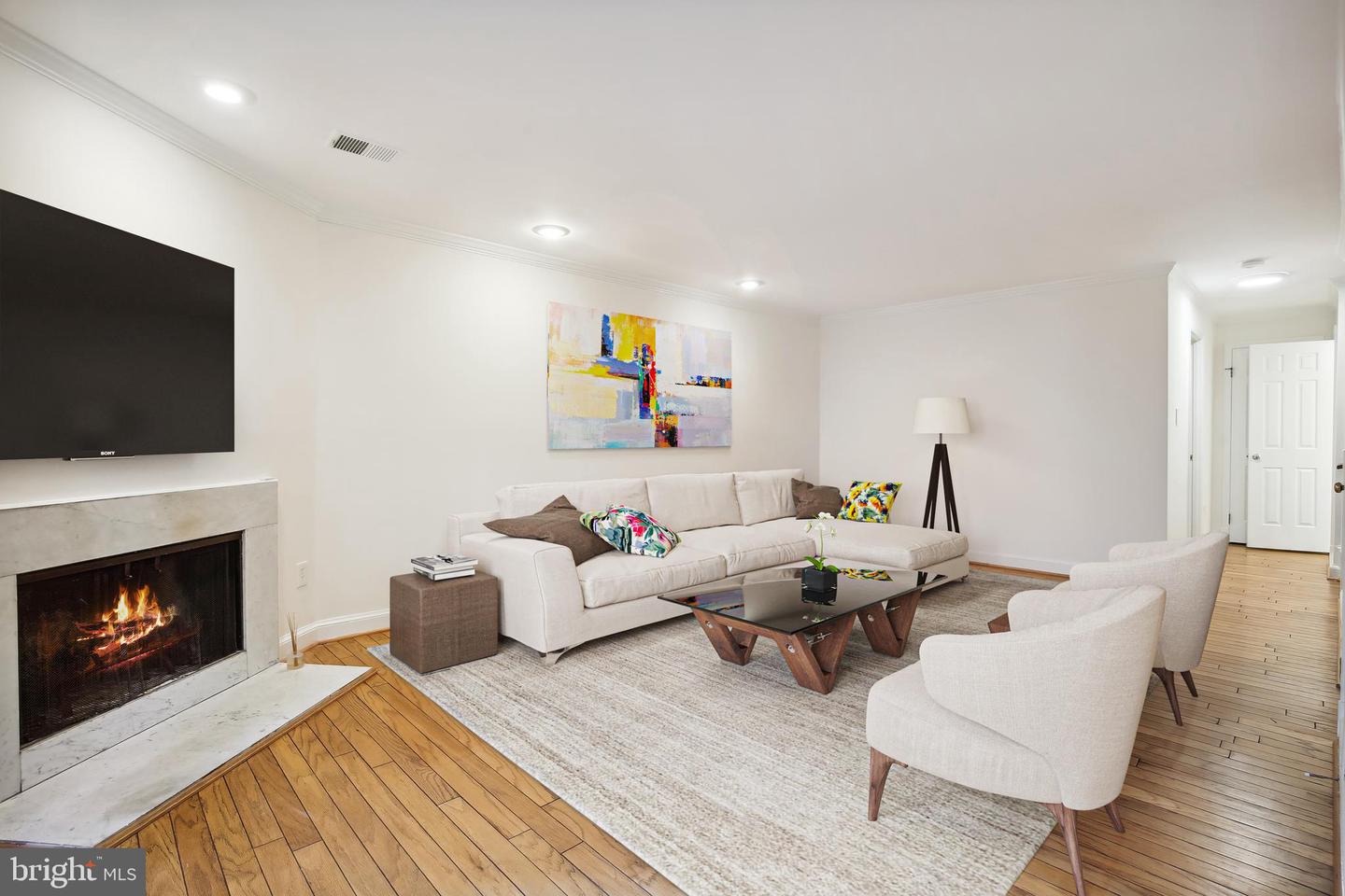 1802 21ST ST N, ARLINGTON, Virginia 22209, 2 Bedrooms Bedrooms, ,2 BathroomsBathrooms,Residential,For sale,1802 21ST ST N,VAAR2055118 MLS # VAAR2055118