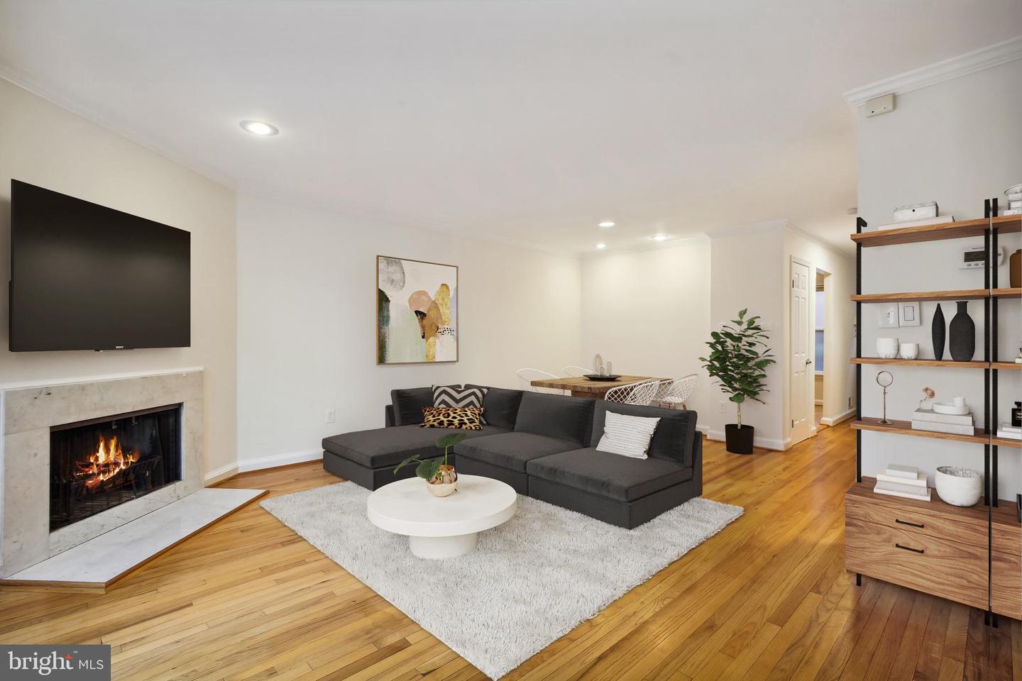 1802 21ST ST N, ARLINGTON, Virginia 22209, 2 Bedrooms Bedrooms, ,2 BathroomsBathrooms,Residential,For sale,1802 21ST ST N,VAAR2055118 MLS # VAAR2055118