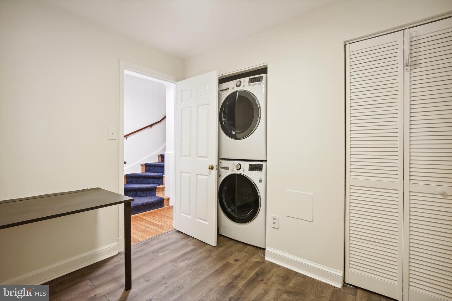 1802 21ST ST N, ARLINGTON, Virginia 22209, 2 Bedrooms Bedrooms, ,2 BathroomsBathrooms,Residential,For sale,1802 21ST ST N,VAAR2055118 MLS # VAAR2055118