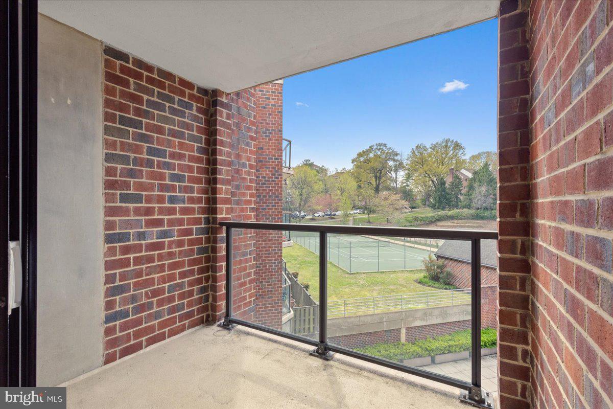 2100 LANGSTON BLVD #431, ARLINGTON, Virginia 22201, 4 Rooms Rooms,1 BathroomBathrooms,Residential,For sale,2100 LANGSTON BLVD #431,VAAR2055394 MLS # VAAR2055394