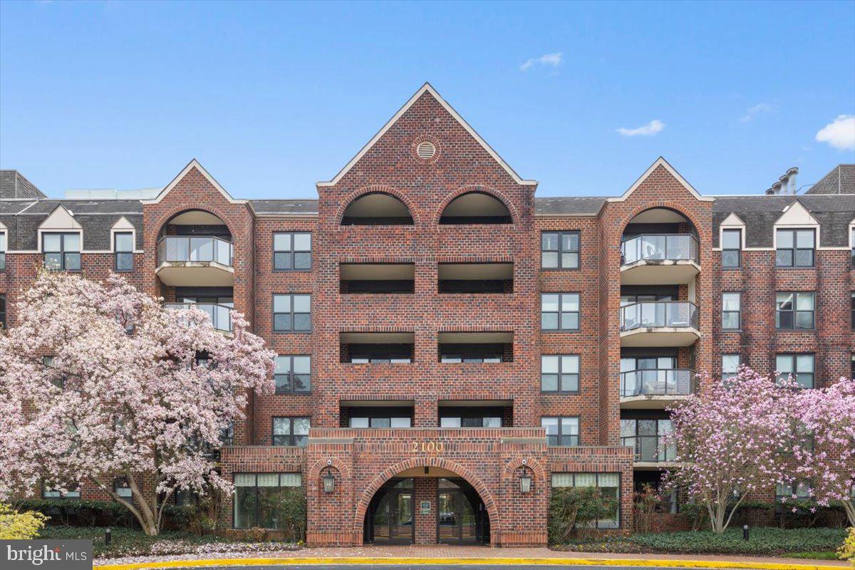 2100 LANGSTON BLVD #431, ARLINGTON, Virginia 22201, 4 Rooms Rooms,1 BathroomBathrooms,Residential,For sale,2100 LANGSTON BLVD #431,VAAR2055394 MLS # VAAR2055394