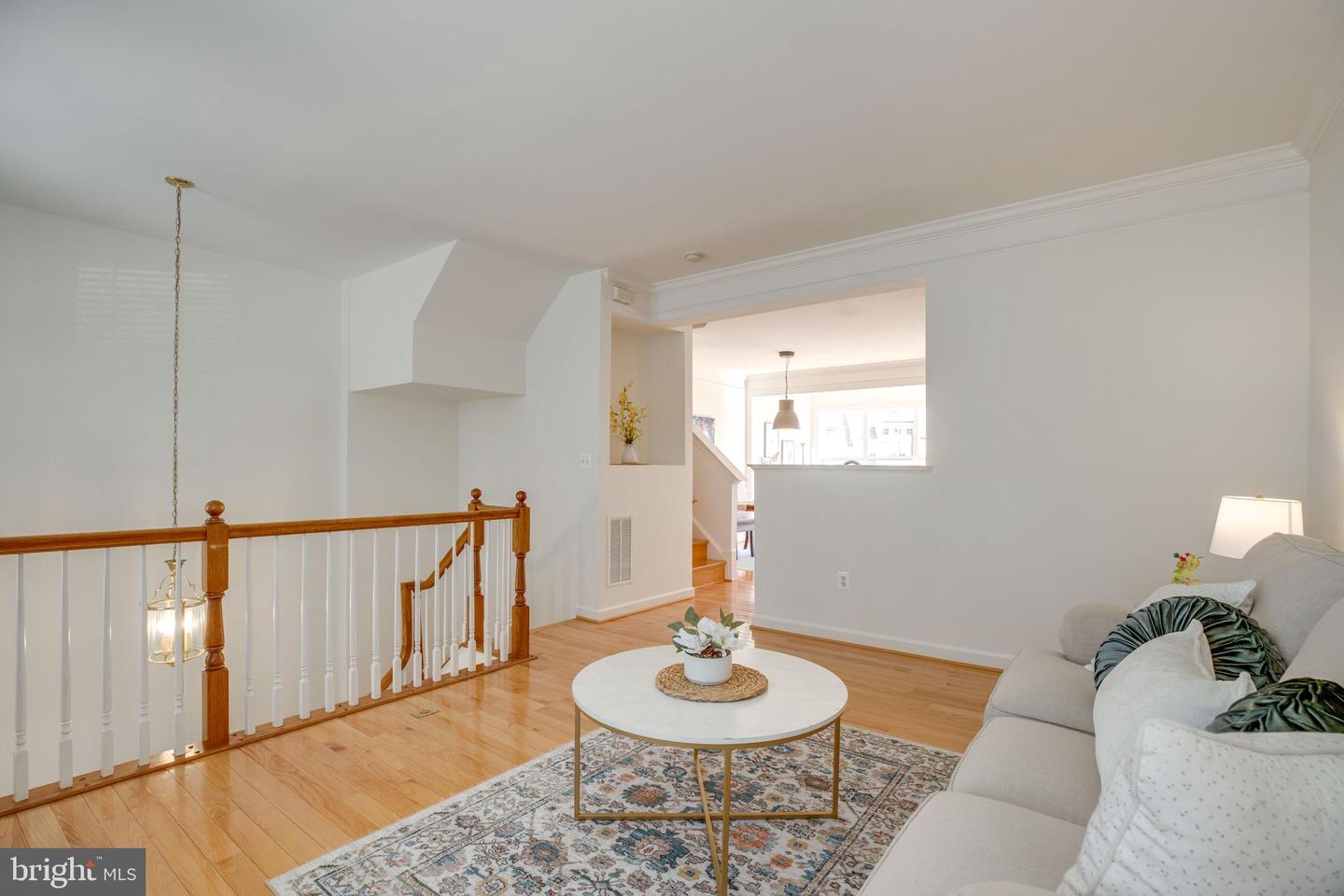 8114 RAINWATER CIR, MANASSAS, Virginia 20111, 3 Bedrooms Bedrooms, ,2 BathroomsBathrooms,Residential,For sale,8114 RAINWATER CIR,VAPW2091672 MLS # VAPW2091672