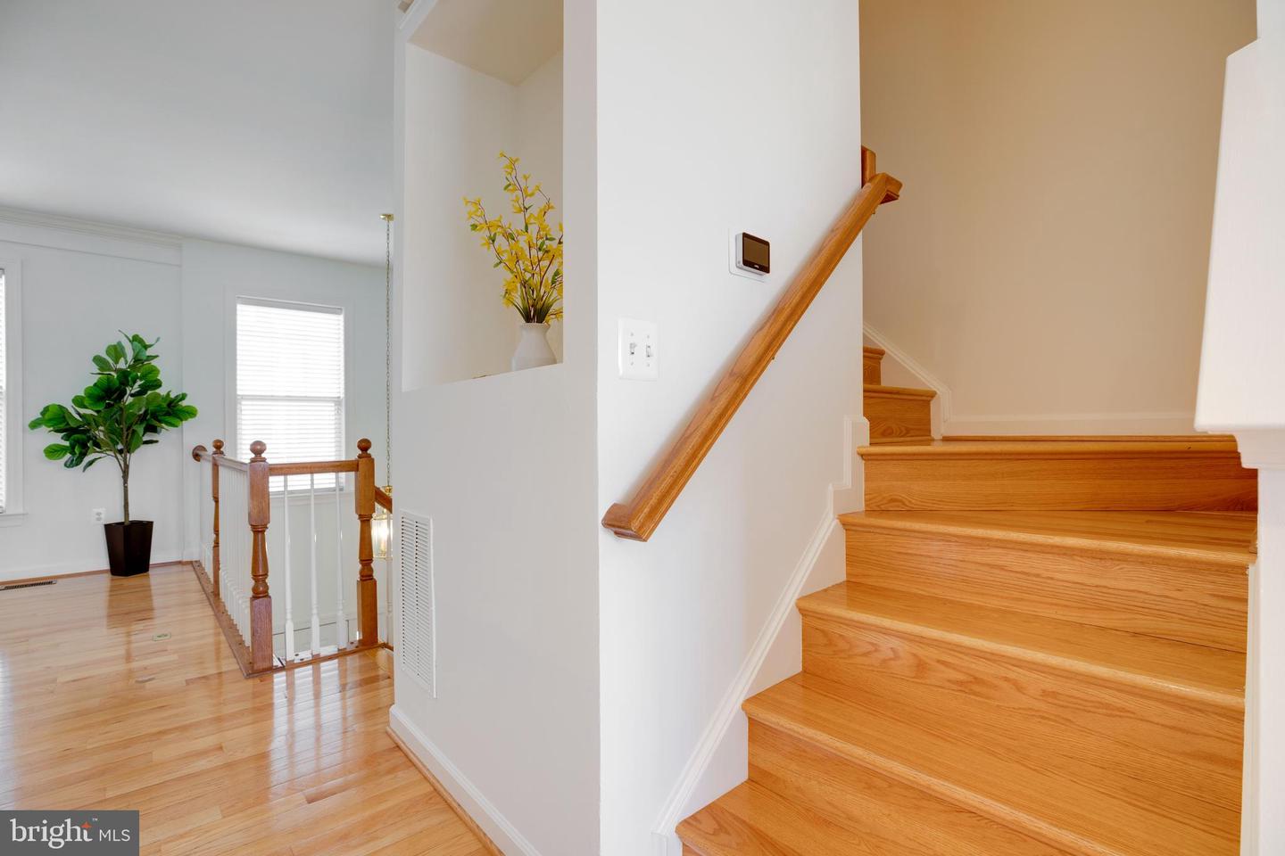 8114 RAINWATER CIR, MANASSAS, Virginia 20111, 3 Bedrooms Bedrooms, ,2 BathroomsBathrooms,Residential,For sale,8114 RAINWATER CIR,VAPW2091672 MLS # VAPW2091672