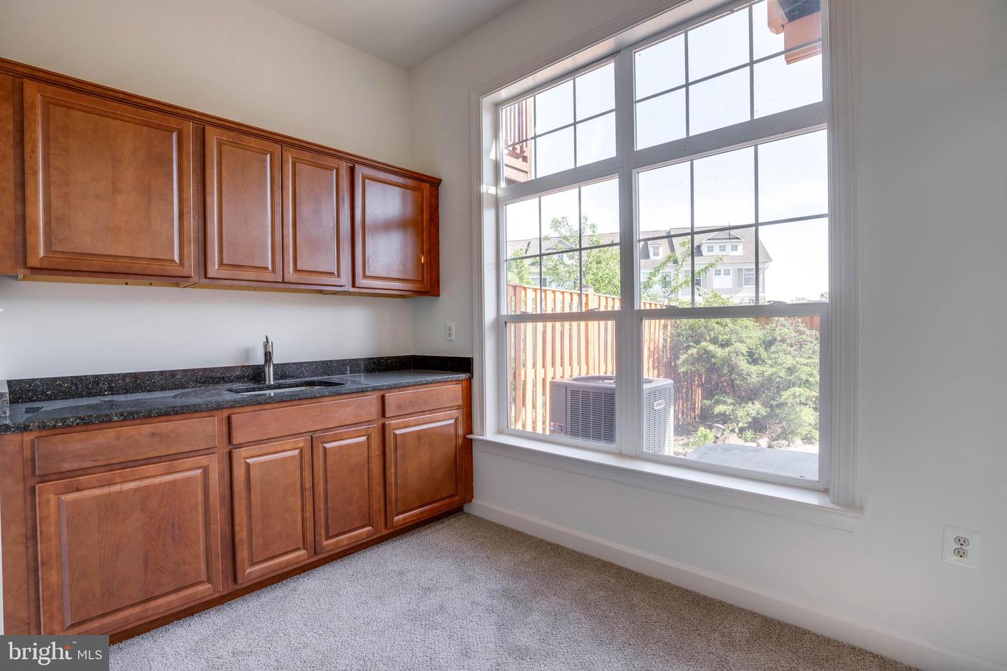 8114 RAINWATER CIR, MANASSAS, Virginia 20111, 3 Bedrooms Bedrooms, ,2 BathroomsBathrooms,Residential,For sale,8114 RAINWATER CIR,VAPW2091672 MLS # VAPW2091672