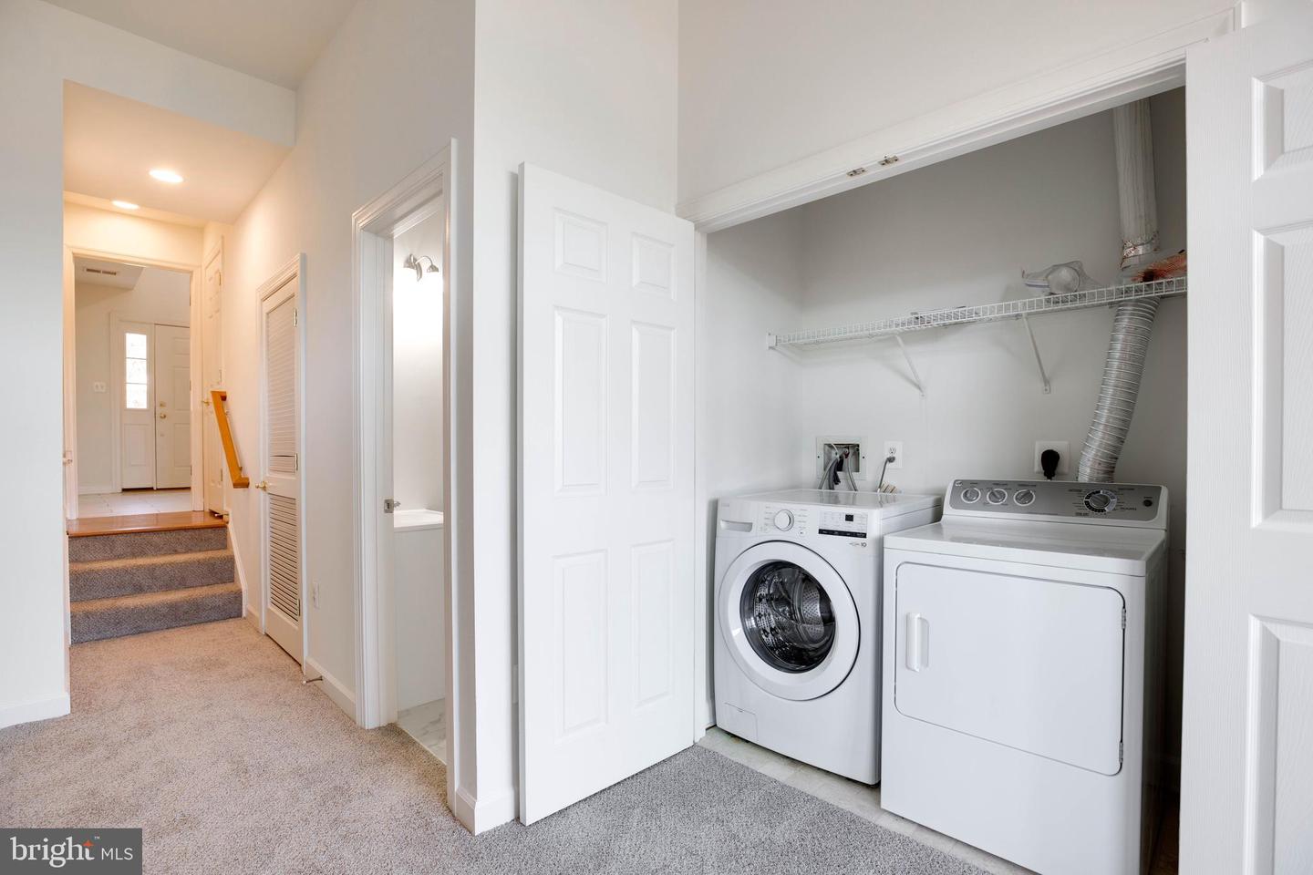 8114 RAINWATER CIR, MANASSAS, Virginia 20111, 3 Bedrooms Bedrooms, ,2 BathroomsBathrooms,Residential,For sale,8114 RAINWATER CIR,VAPW2091672 MLS # VAPW2091672