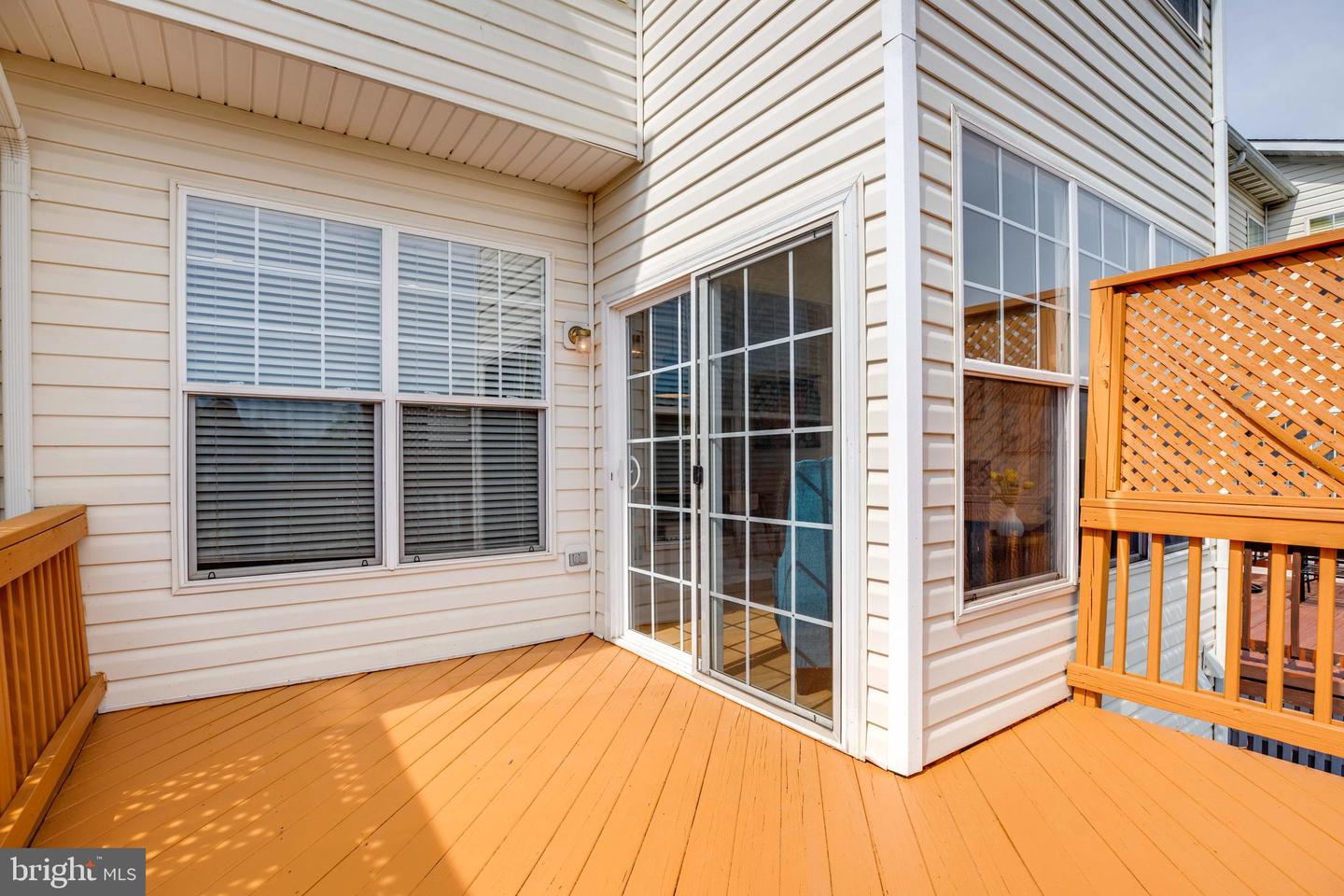 8114 RAINWATER CIR, MANASSAS, Virginia 20111, 3 Bedrooms Bedrooms, ,2 BathroomsBathrooms,Residential,For sale,8114 RAINWATER CIR,VAPW2091672 MLS # VAPW2091672