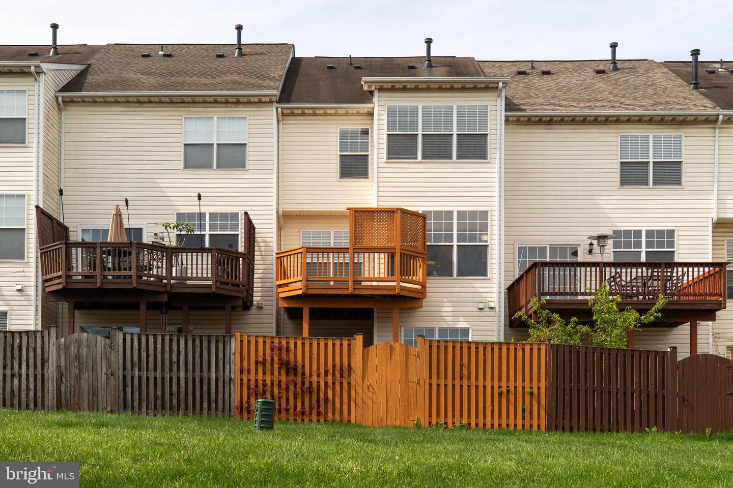 8114 RAINWATER CIR, MANASSAS, Virginia 20111, 3 Bedrooms Bedrooms, ,2 BathroomsBathrooms,Residential,For sale,8114 RAINWATER CIR,VAPW2091672 MLS # VAPW2091672