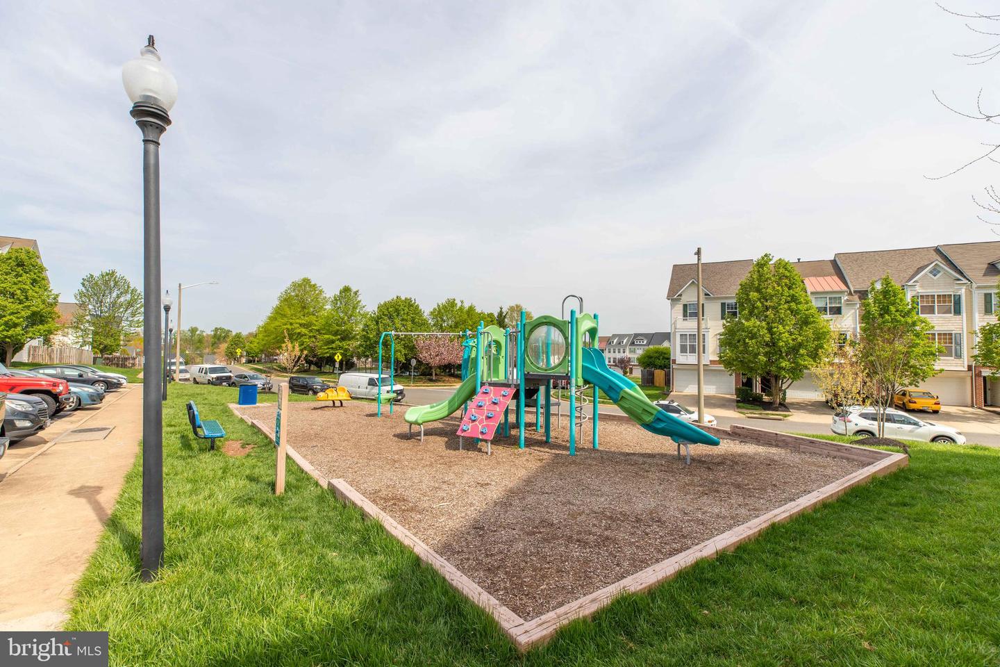 8114 RAINWATER CIR, MANASSAS, Virginia 20111, 3 Bedrooms Bedrooms, ,2 BathroomsBathrooms,Residential,For sale,8114 RAINWATER CIR,VAPW2091672 MLS # VAPW2091672