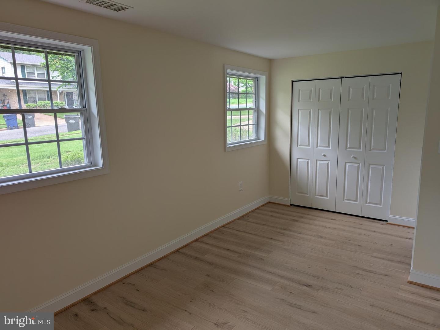 4907 CHANTICLEER AVE, ANNANDALE, Virginia 22003, 5 Bedrooms Bedrooms, ,3 BathroomsBathrooms,Residential,For sale,4907 CHANTICLEER AVE,VAFX2233658 MLS # VAFX2233658
