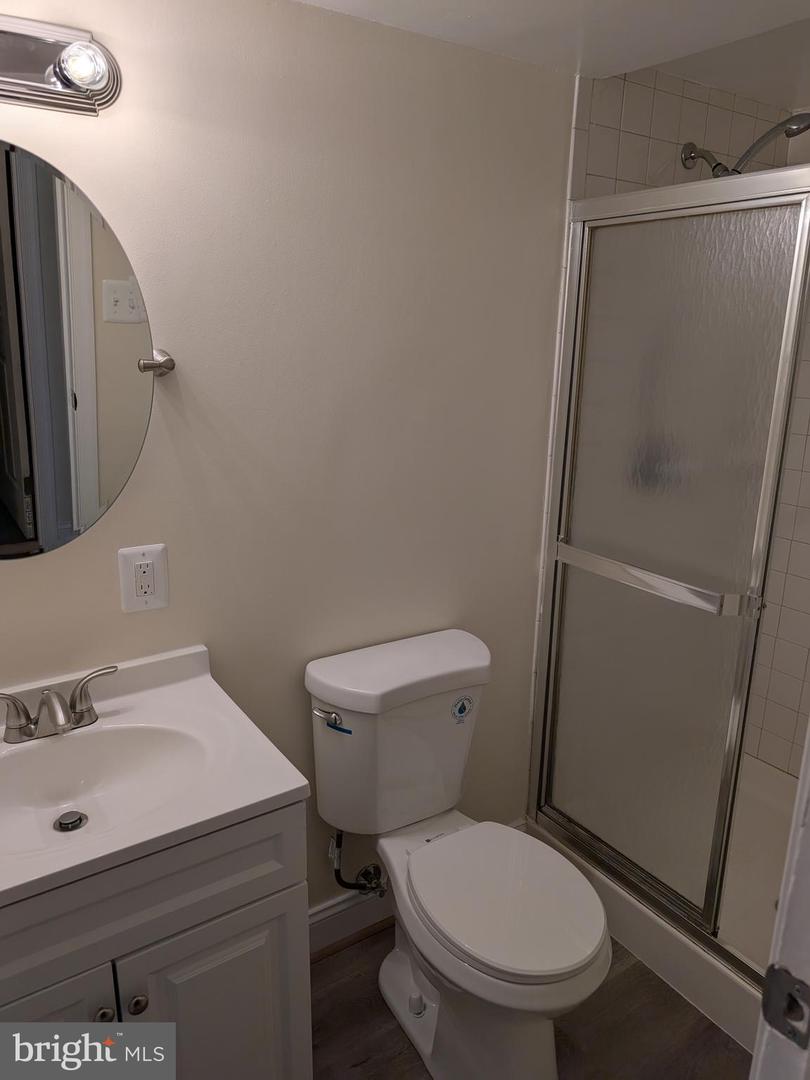4907 CHANTICLEER AVE, ANNANDALE, Virginia 22003, 5 Bedrooms Bedrooms, ,3 BathroomsBathrooms,Residential,For sale,4907 CHANTICLEER AVE,VAFX2233658 MLS # VAFX2233658