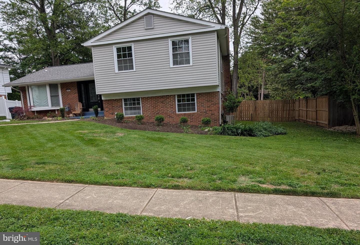 4907 CHANTICLEER AVE, ANNANDALE, Virginia 22003, 5 Bedrooms Bedrooms, ,3 BathroomsBathrooms,Residential,For sale,4907 CHANTICLEER AVE,VAFX2233658 MLS # VAFX2233658