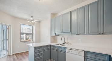 19370 MAGNOLIA GROVE SQ #208, LEESBURG, Virginia 20176, 2 Bedrooms Bedrooms, ,2 BathroomsBathrooms,Residential,For sale,19370 MAGNOLIA GROVE SQ #208,VALO2093776 MLS # VALO2093776