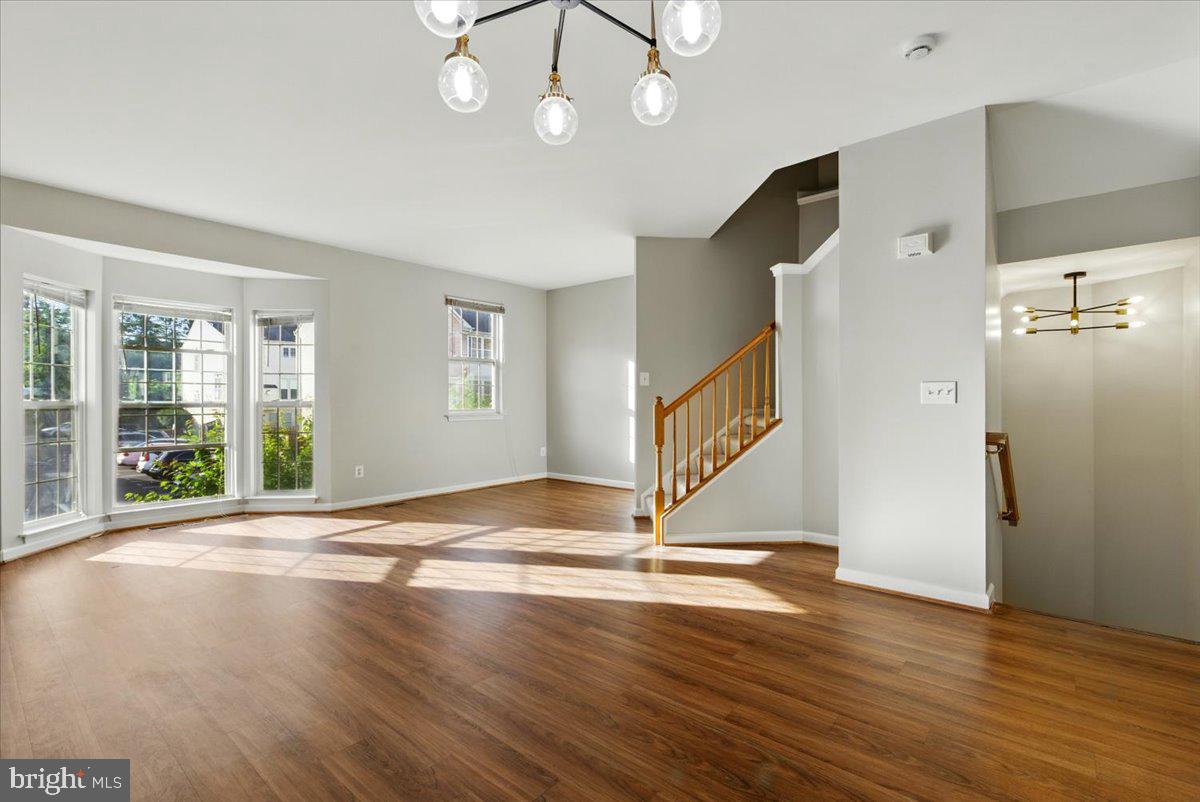 7857 DOGUE INDIAN CIR, LORTON, Virginia 22079, 3 Bedrooms Bedrooms, ,2 BathroomsBathrooms,Residential,For sale,7857 DOGUE INDIAN CIR,VAFX2234752 MLS # VAFX2234752