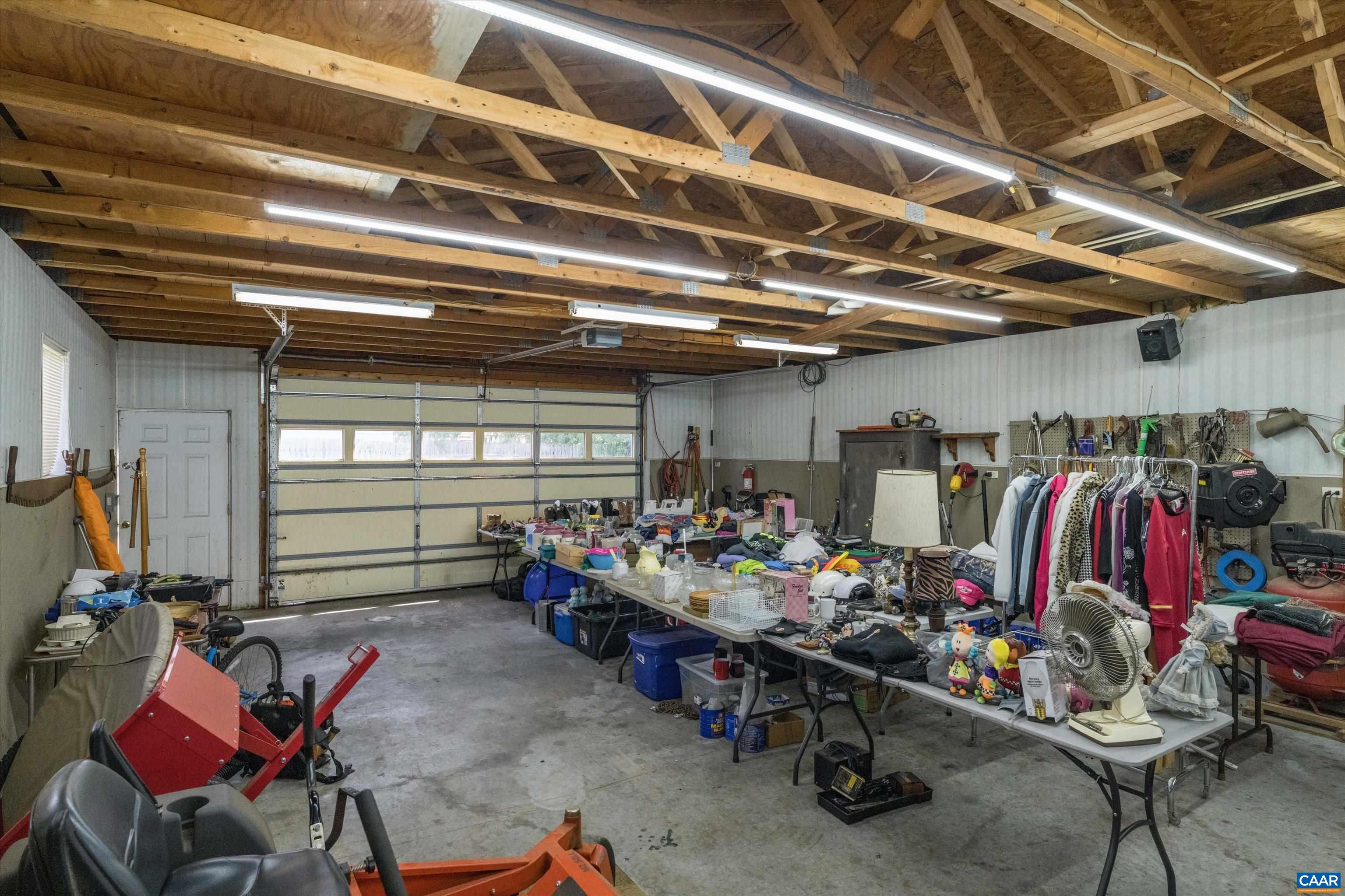 Spacious Workshop!