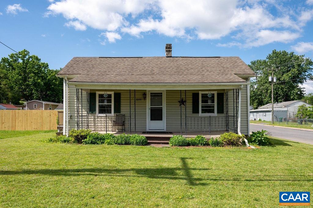 1600 A ST, WAYNESBORO, Virginia 22980, 1 Bedroom Bedrooms, ,1 BathroomBathrooms,Residential,1600 A ST,664969 MLS # 664969