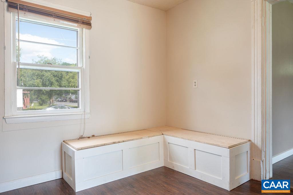1600 A ST, WAYNESBORO, Virginia 22980, 1 Bedroom Bedrooms, ,1 BathroomBathrooms,Residential,1600 A ST,664969 MLS # 664969
