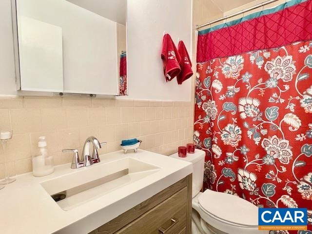 111 HESSIAN HILLS RDG, CHARLOTTESVILLE, Virginia 22901, 2 Bedrooms Bedrooms, ,1 BathroomBathrooms,Residential,111 HESSIAN HILLS RDG,664970 MLS # 664970