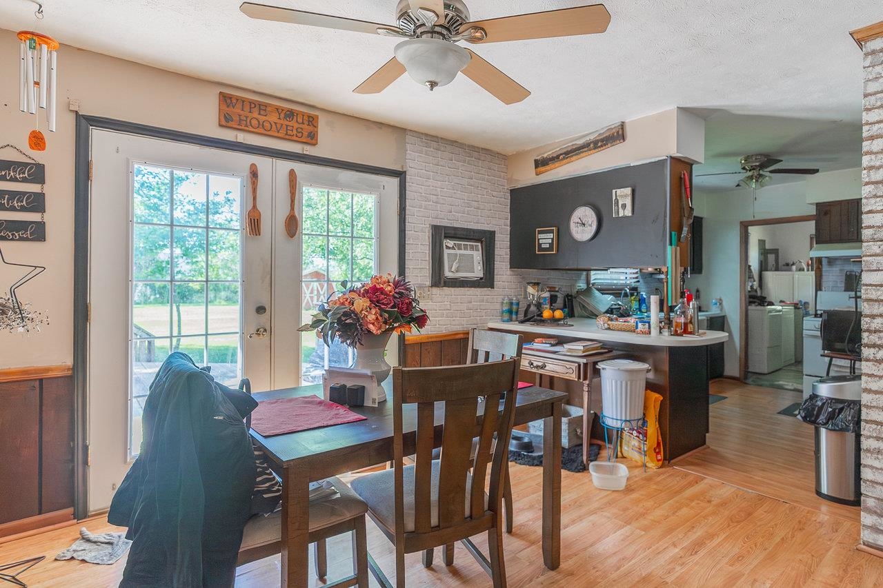 9274 SPOTSWOOD TRL, MCGAHEYSVILLE, Virginia 22840, 3 Bedrooms Bedrooms, ,2 BathroomsBathrooms,Residential,9274 SPOTSWOOD TRL,664974 MLS # 664974
