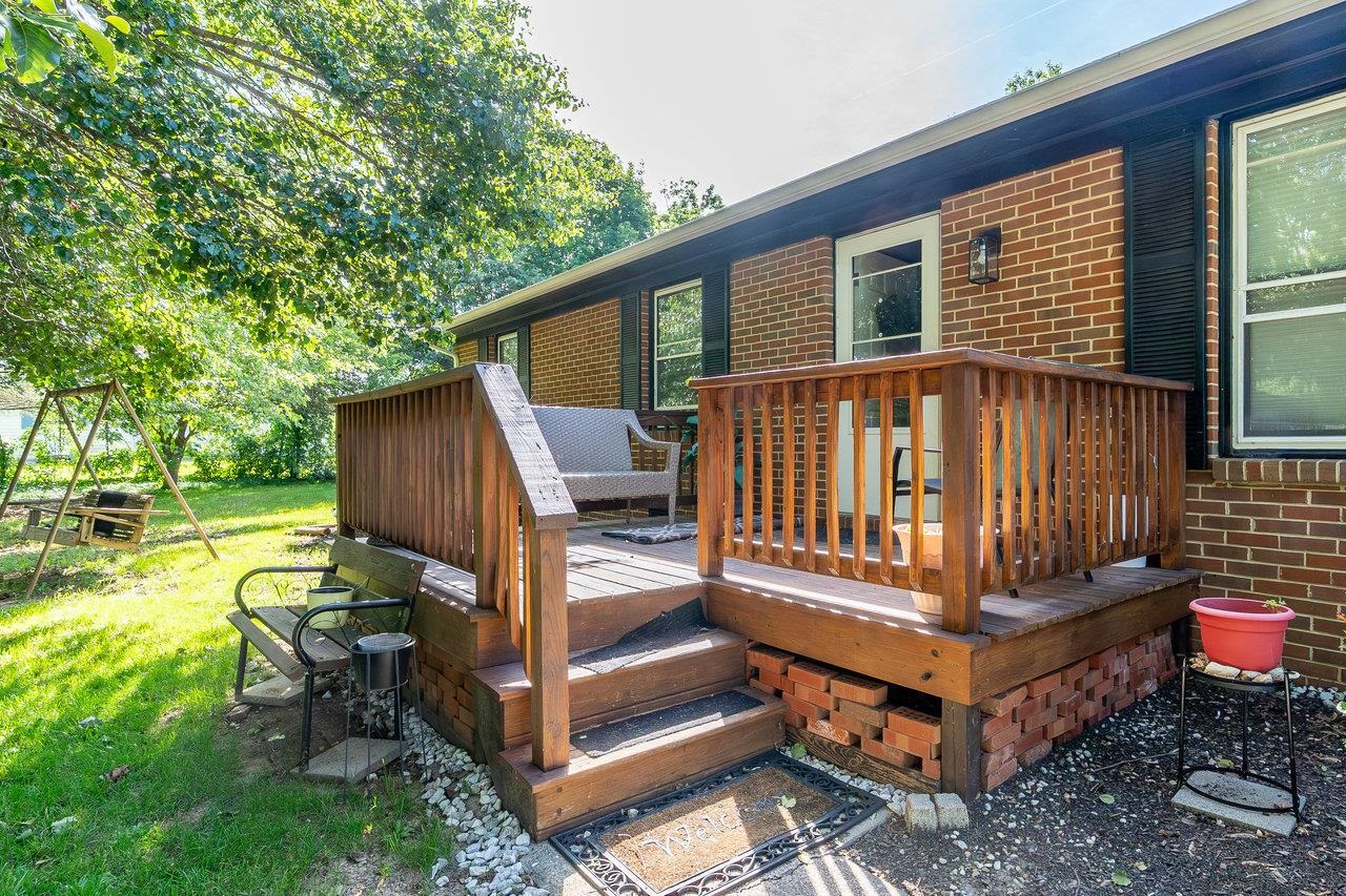 9274 SPOTSWOOD TRL, MCGAHEYSVILLE, Virginia 22840, 3 Bedrooms Bedrooms, ,2 BathroomsBathrooms,Residential,9274 SPOTSWOOD TRL,664974 MLS # 664974