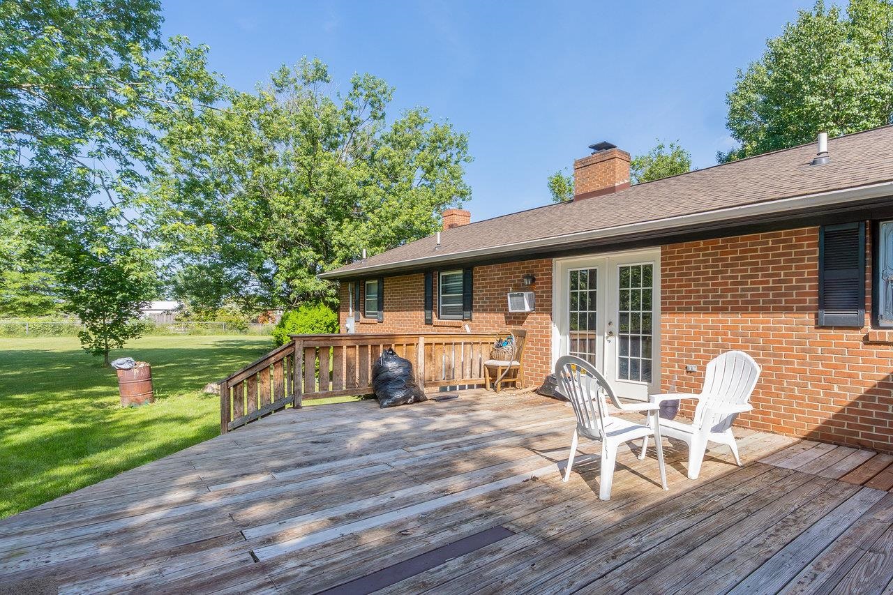 9274 SPOTSWOOD TRL, MCGAHEYSVILLE, Virginia 22840, 3 Bedrooms Bedrooms, ,2 BathroomsBathrooms,Residential,9274 SPOTSWOOD TRL,664974 MLS # 664974