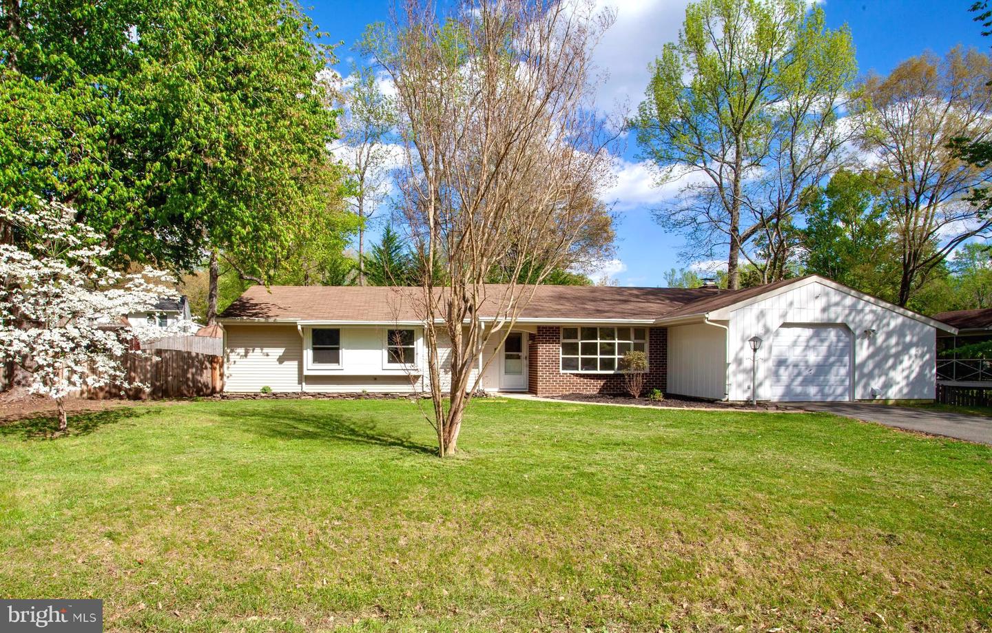 2 SHORT CIR, FREDERICKSBURG, Virginia 22407, 3 Bedrooms Bedrooms, ,2 BathroomsBathrooms,Residential,For sale,2 SHORT CIR,VASP2032330 MLS # VASP2032330
