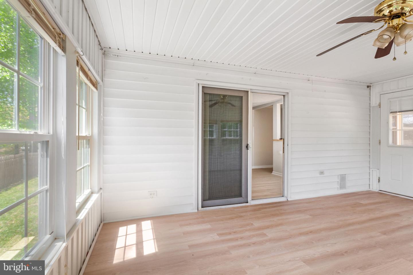 2 SHORT CIR, FREDERICKSBURG, Virginia 22407, 3 Bedrooms Bedrooms, ,2 BathroomsBathrooms,Residential,For sale,2 SHORT CIR,VASP2032330 MLS # VASP2032330