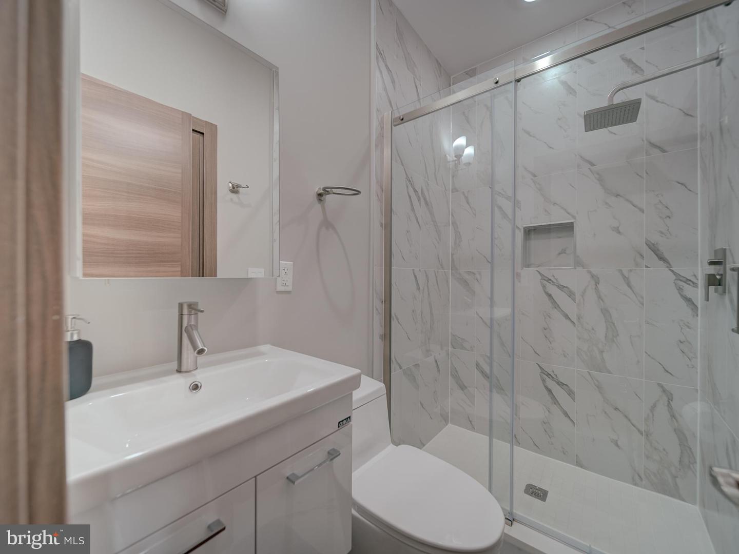 2109 M ST NE #5, WASHINGTON, District Of Columbia 20002, 2 Bedrooms Bedrooms, ,2 BathroomsBathrooms,Residential,For sale,2109 M ST NE #5,DCDC2196310 MLS # DCDC2196310