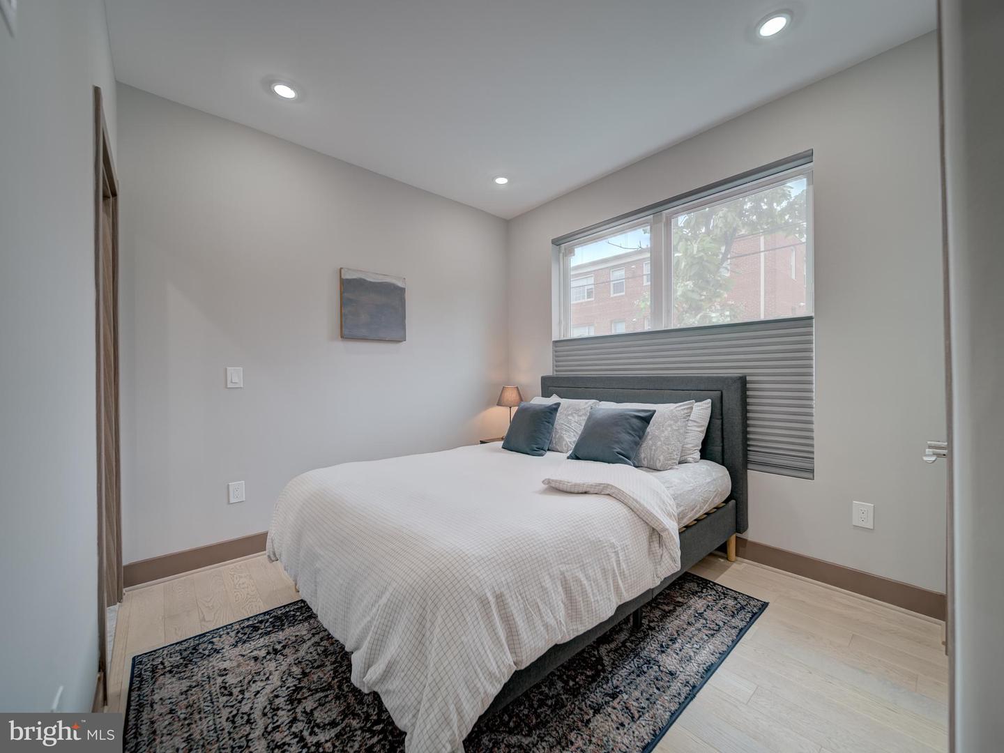 2109 M ST NE #5, WASHINGTON, District Of Columbia 20002, 2 Bedrooms Bedrooms, ,2 BathroomsBathrooms,Residential,For sale,2109 M ST NE #5,DCDC2196310 MLS # DCDC2196310