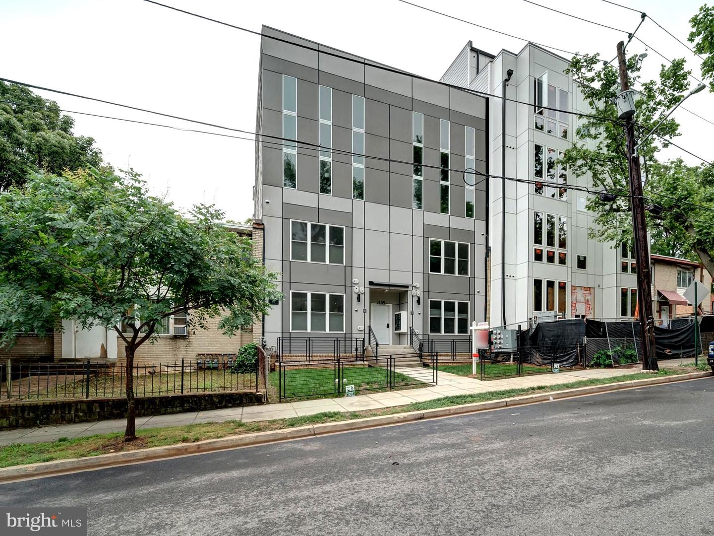 2109 M ST NE #5, WASHINGTON, District Of Columbia 20002, 2 Bedrooms Bedrooms, ,2 BathroomsBathrooms,Residential,For sale,2109 M ST NE #5,DCDC2196310 MLS # DCDC2196310