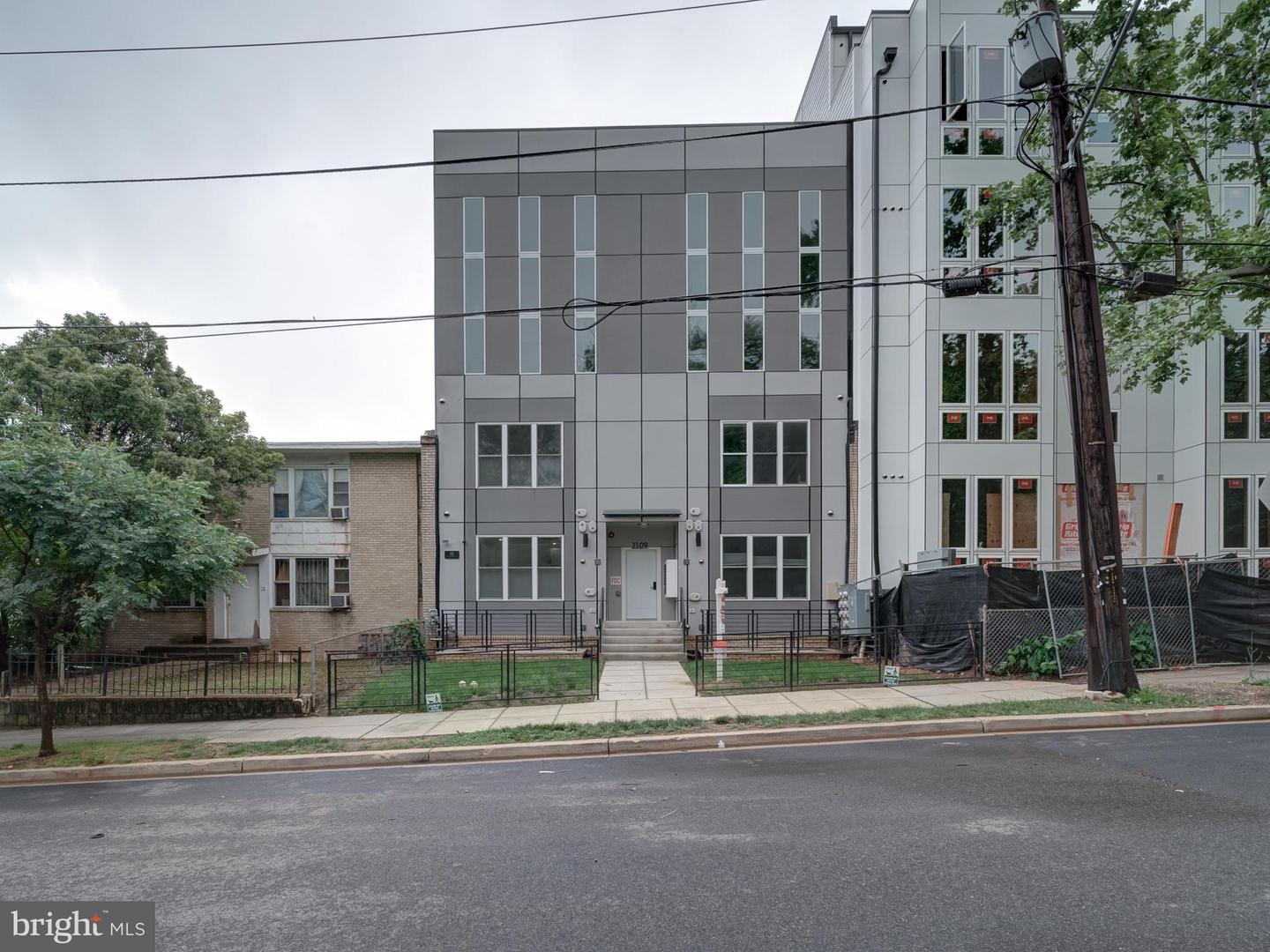 2109 M ST NE #5, WASHINGTON, District Of Columbia 20002, 2 Bedrooms Bedrooms, ,2 BathroomsBathrooms,Residential,For sale,2109 M ST NE #5,DCDC2196310 MLS # DCDC2196310