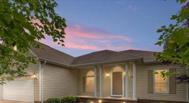 565 FULTON DR, STRASBURG, Virginia 22657, 3 Bedrooms Bedrooms, ,2 BathroomsBathrooms,Residential,For sale,565 FULTON DR,VASH2011236 MLS # VASH2011236